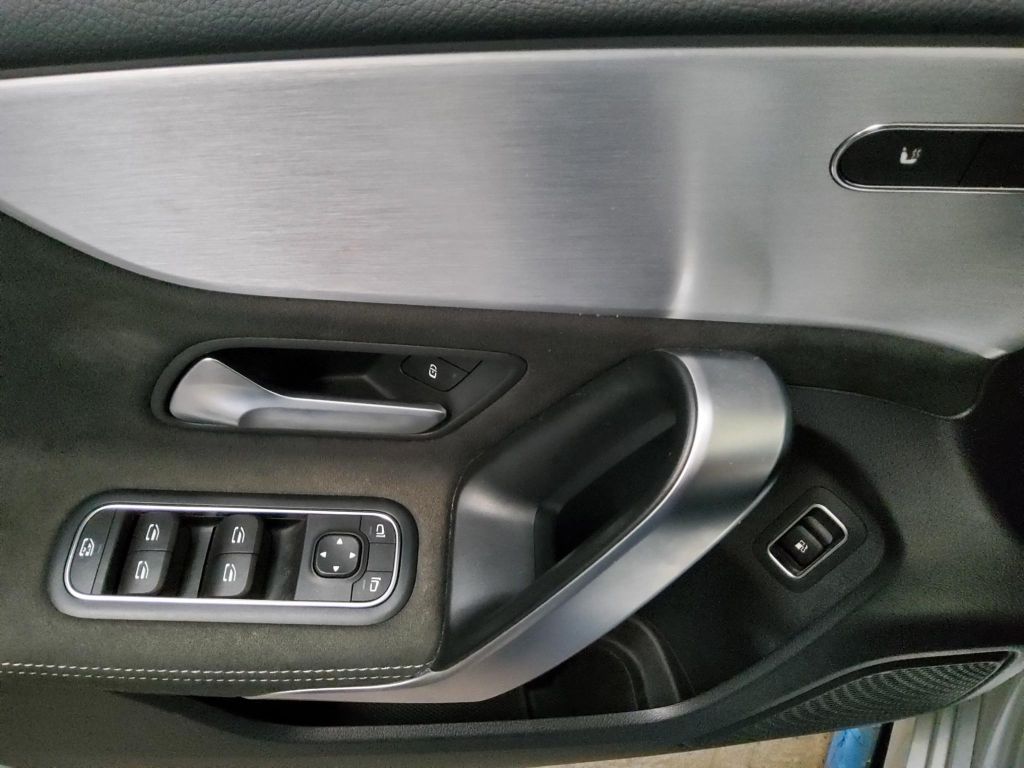 Mercedes-Benz A 250 2021