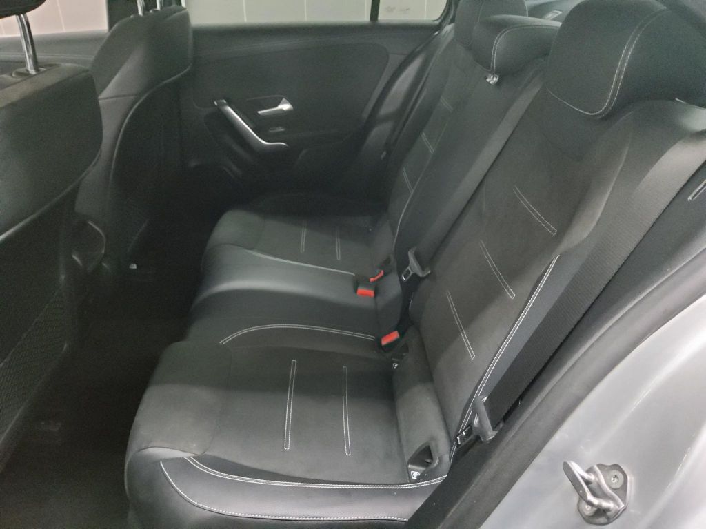 Mercedes-Benz A 250 2021