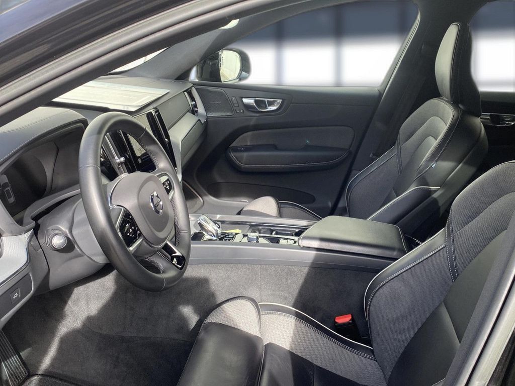 Volvo XC60 2023