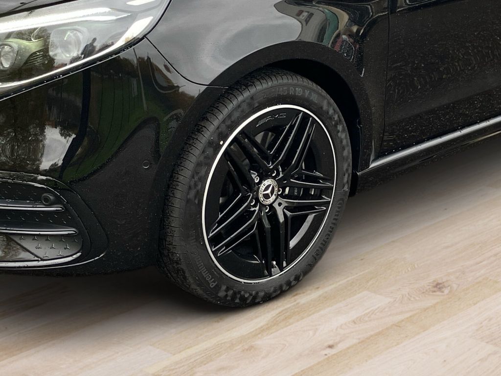 Mercedes-Benz 2025