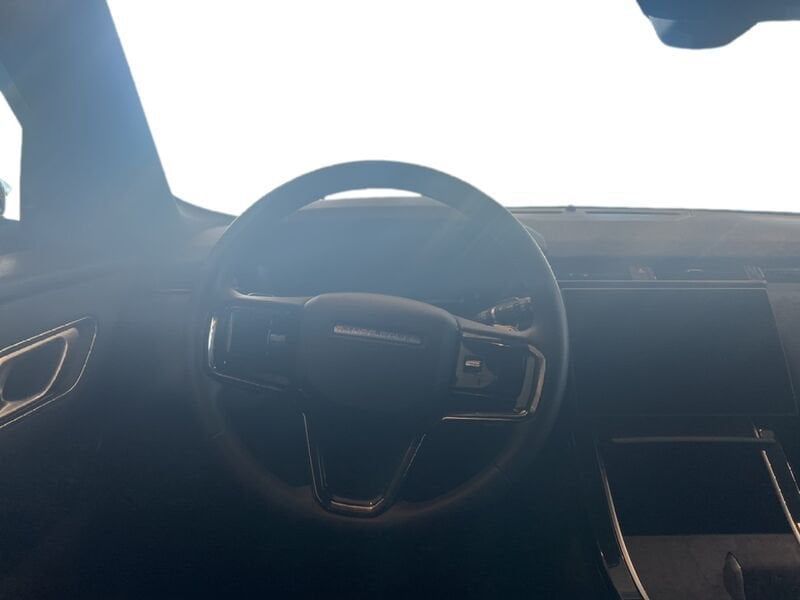 Land Rover Range Rover Velar 2024