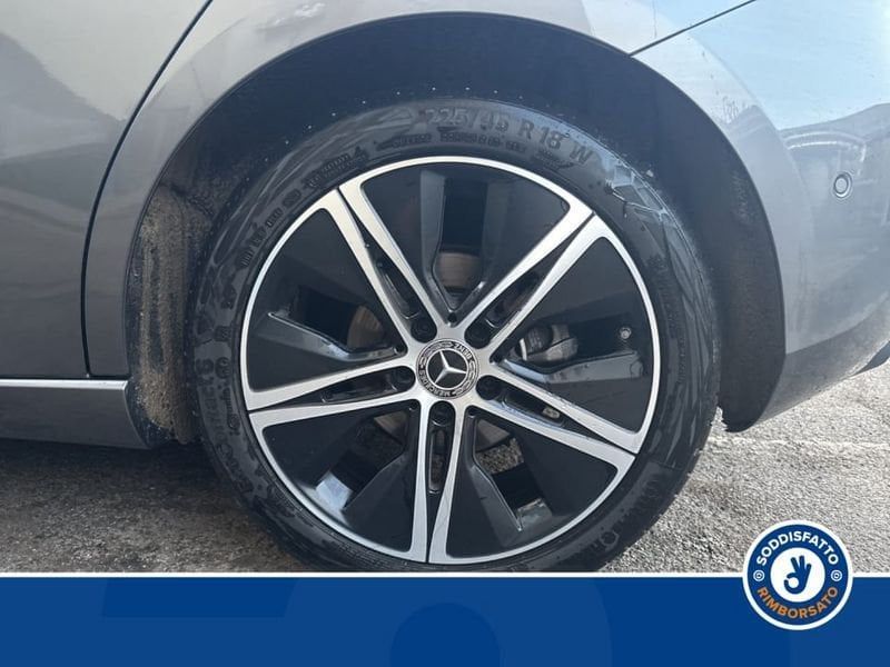 Mercedes-Benz A 180 2024