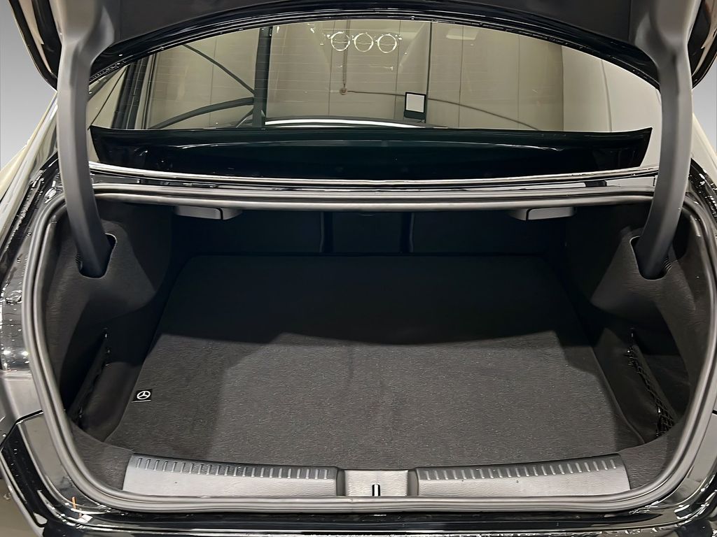 Mercedes-Benz CLA 200 2025