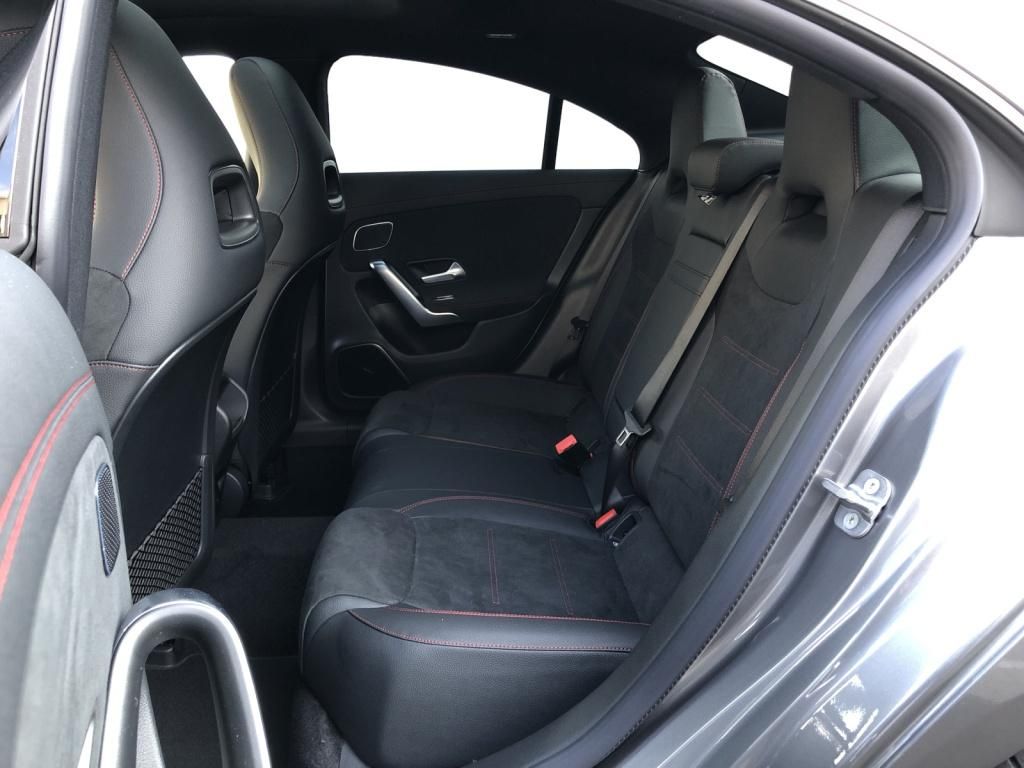 Mercedes-Benz CLA 220 2025