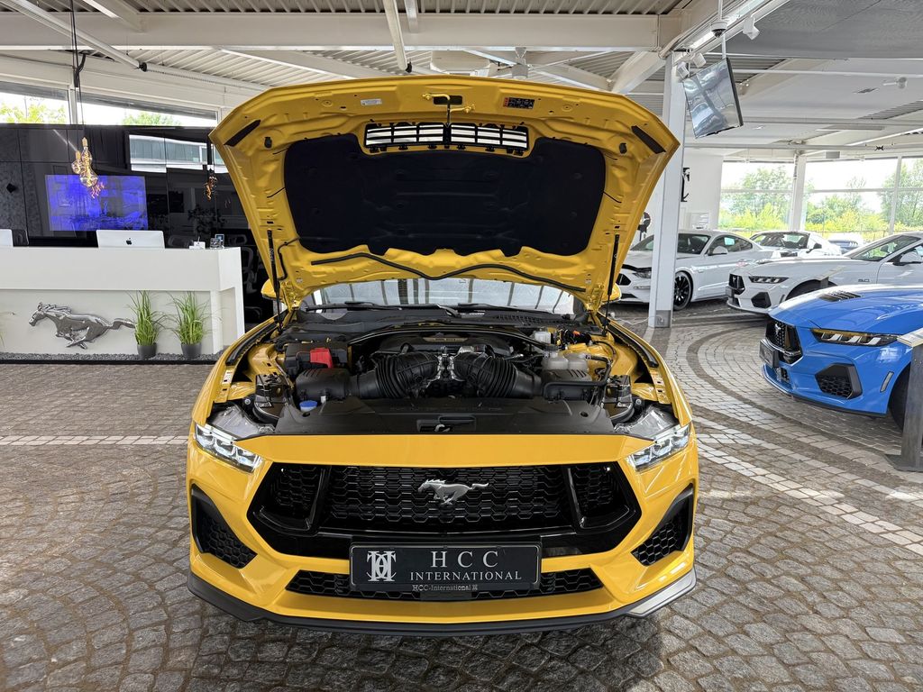 Ford Mustang 2024