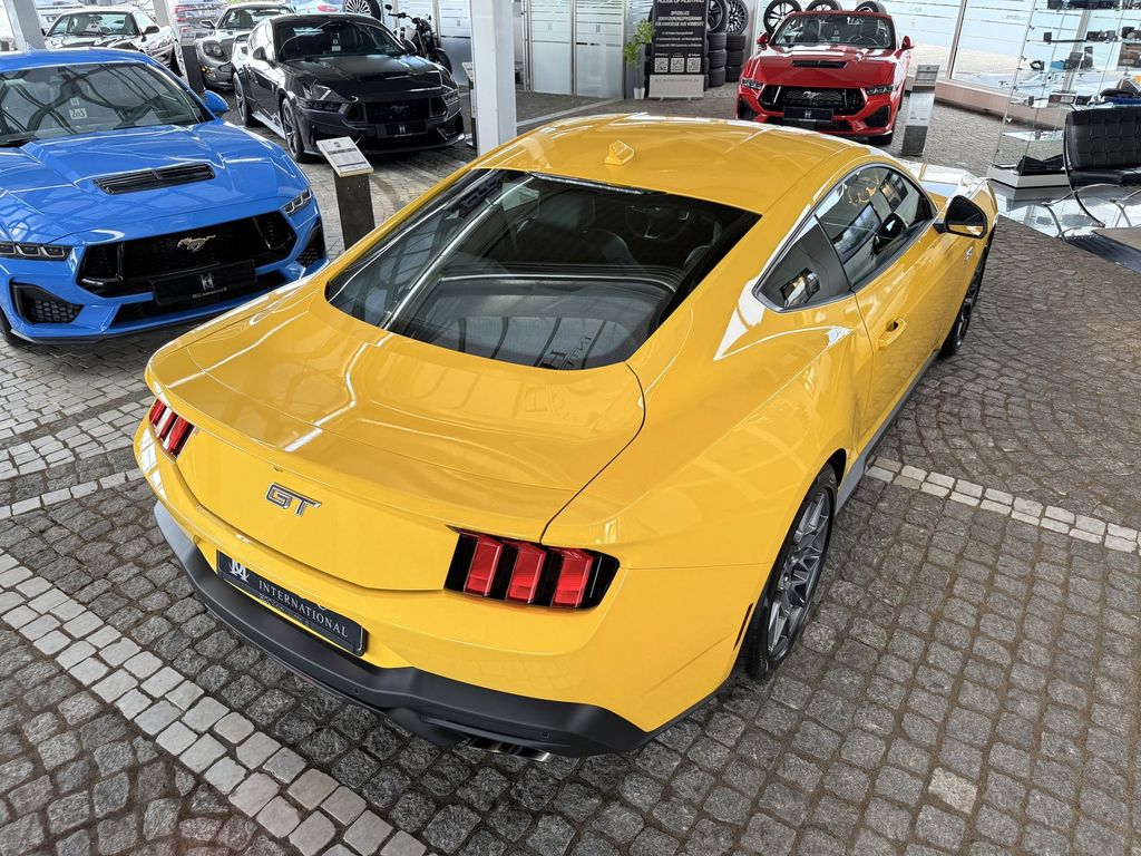 Ford Mustang 2024