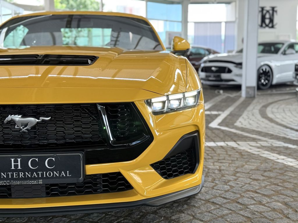 Ford Mustang 2024