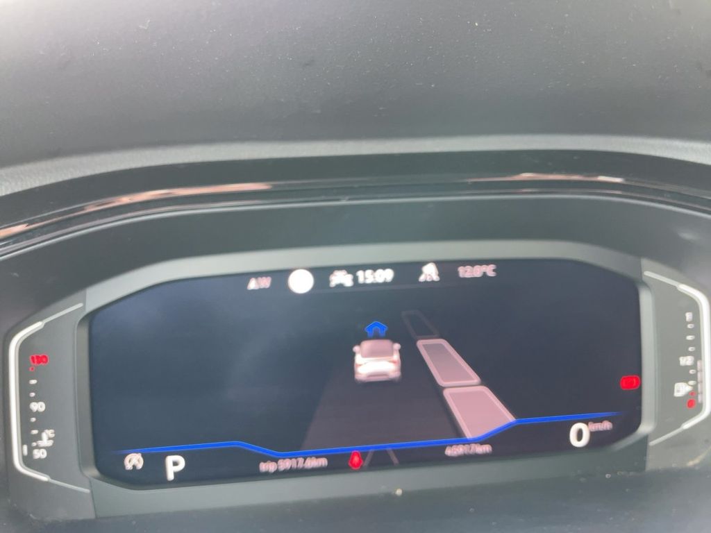 Volkswagen T-Roc 2024