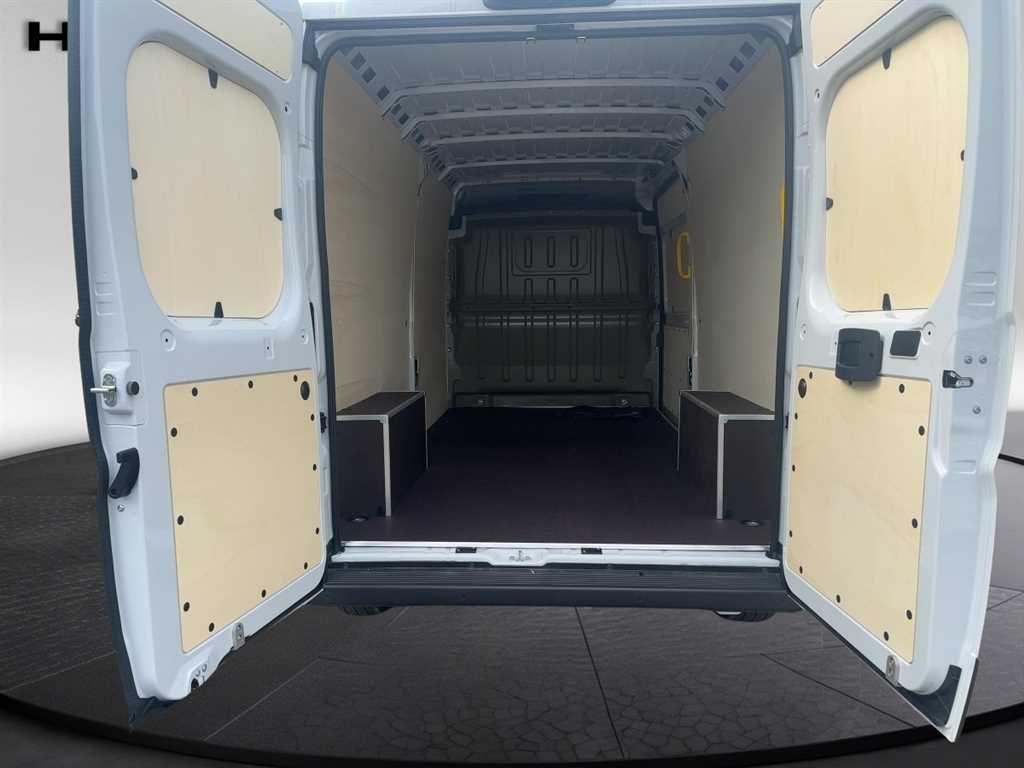 Opel Movano 2025