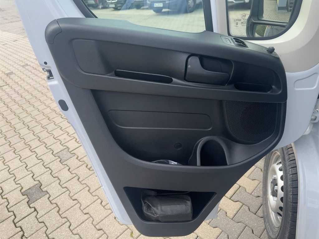 Opel Movano 2025