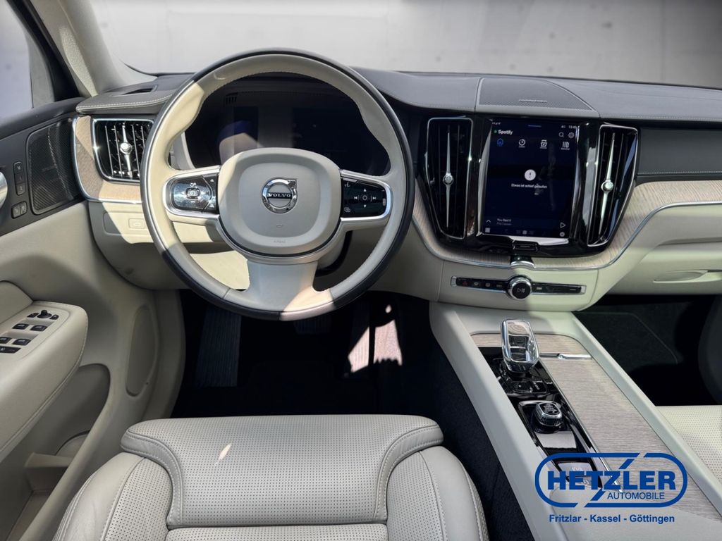Volvo XC60 2023