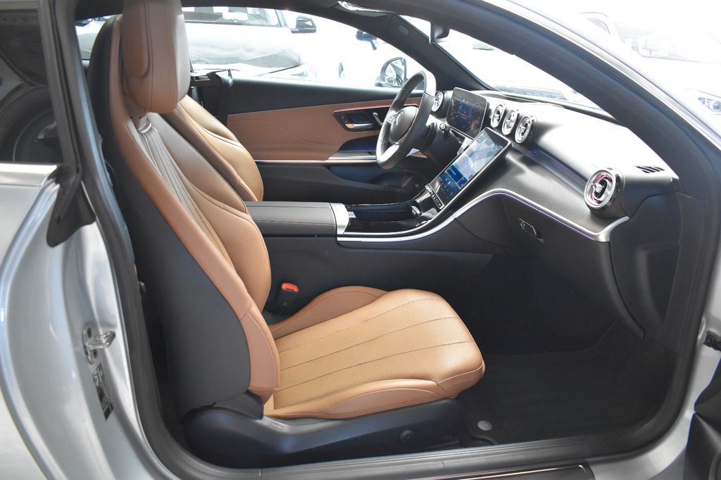 Mercedes-Benz CLE 220 2024