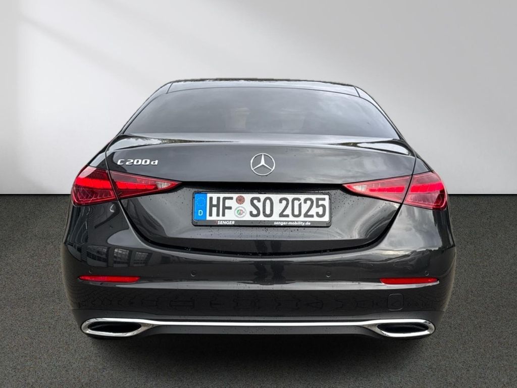 Mercedes-Benz C 200 2025