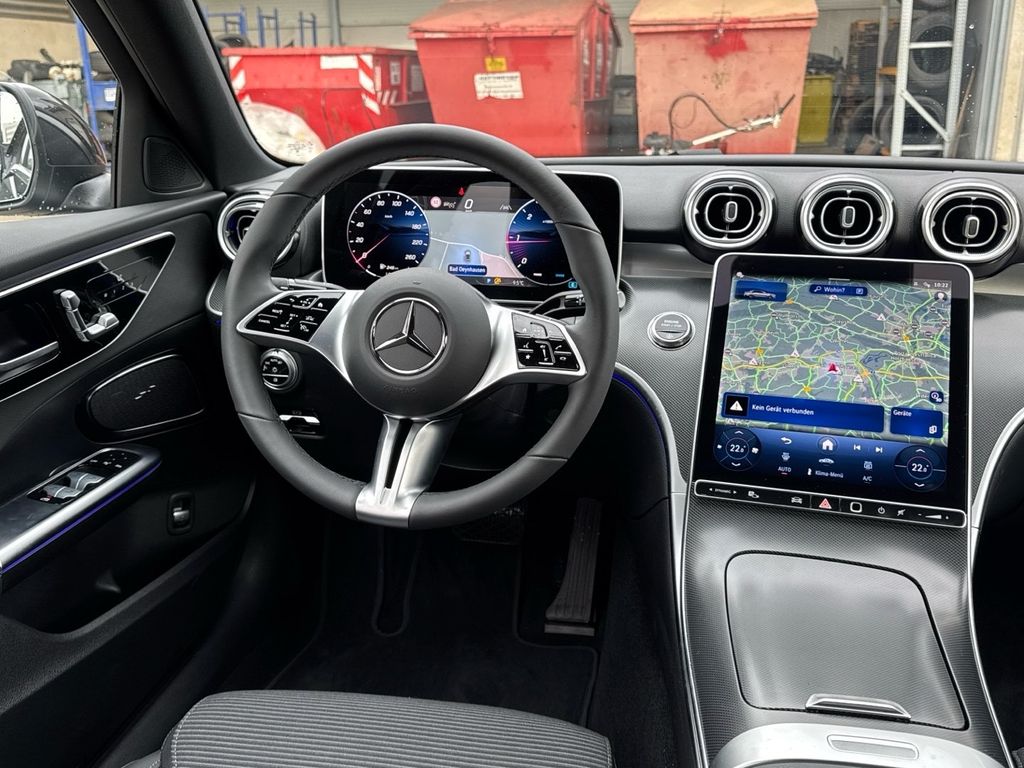 Mercedes-Benz C 200 2025
