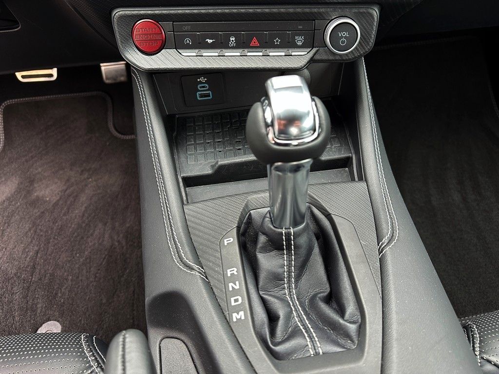 Ford Mustang 2024