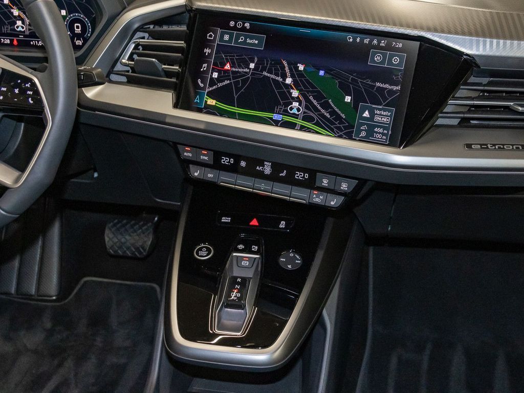 Audi Q4 e-tron 2025