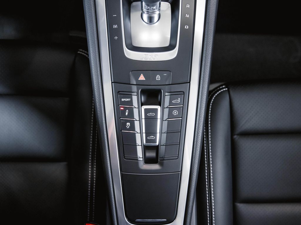 Porsche Boxster 2024