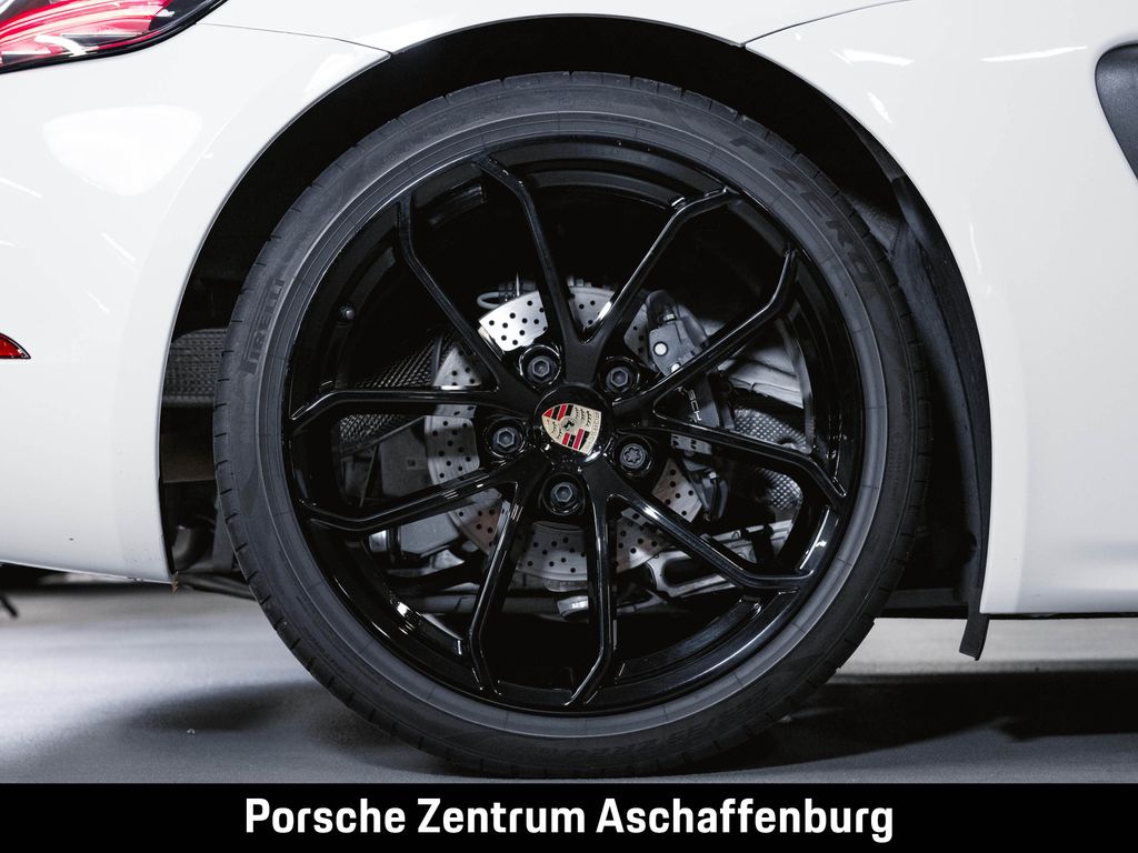 Porsche Boxster 2024