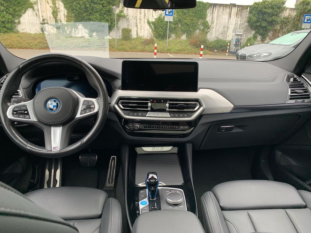 BMW iX3 2022