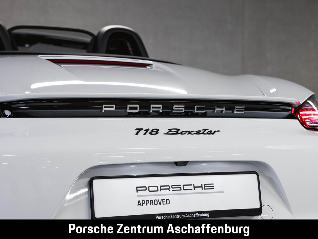Porsche Boxster 2024
