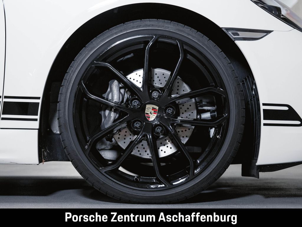 Porsche Boxster 2024