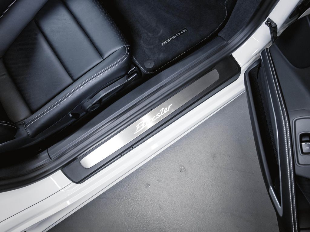 Porsche Boxster 2024