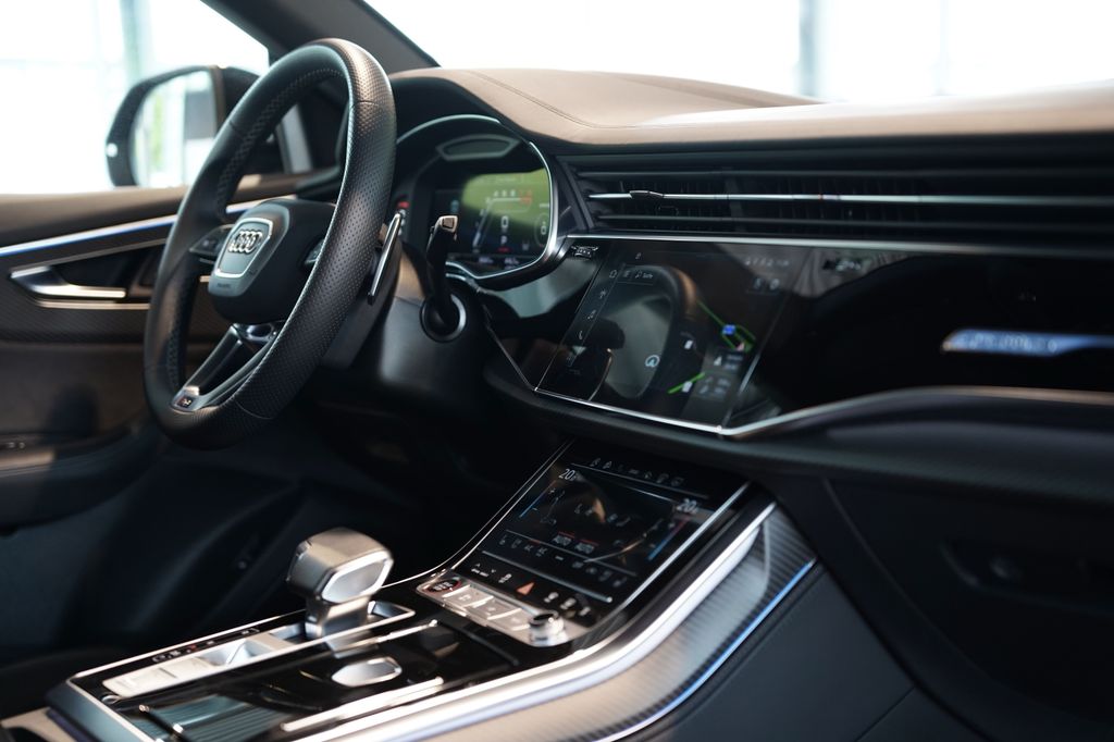 Audi RSQ8 2023