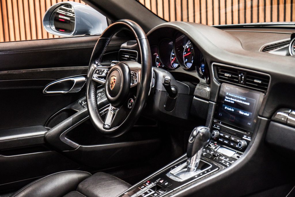 Porsche 911 2017