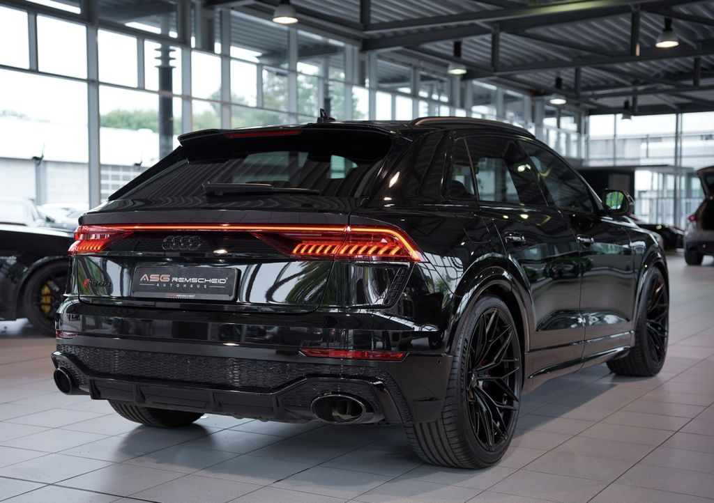 Audi RSQ8 2023