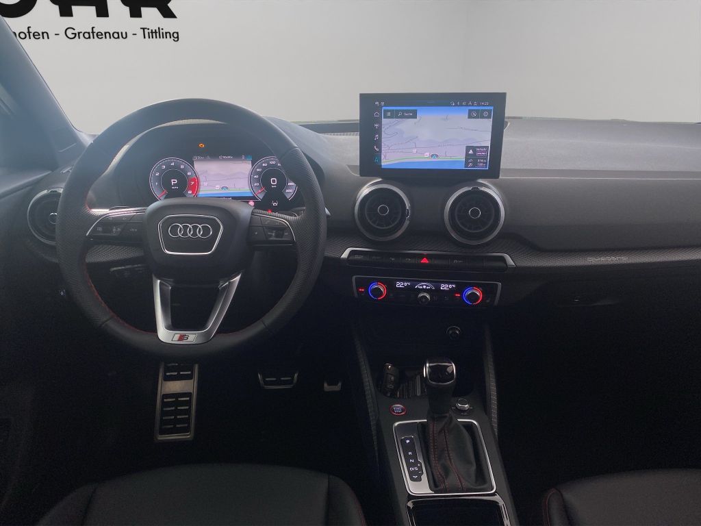 Audi SQ2 2025