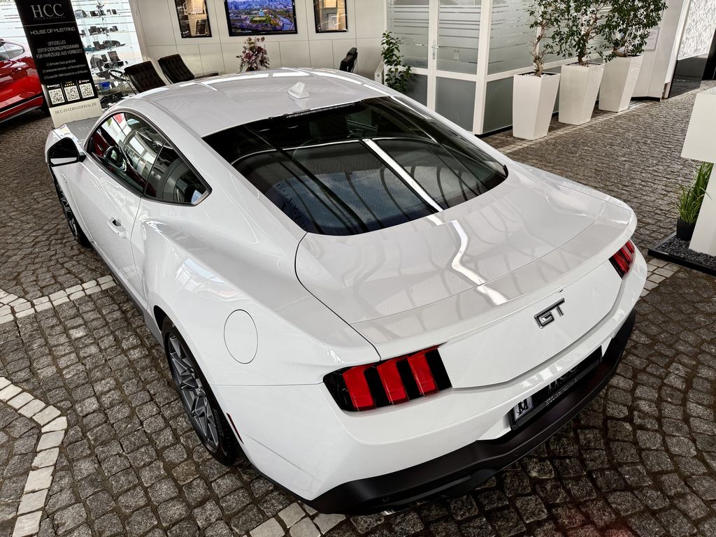 Ford Mustang 2024