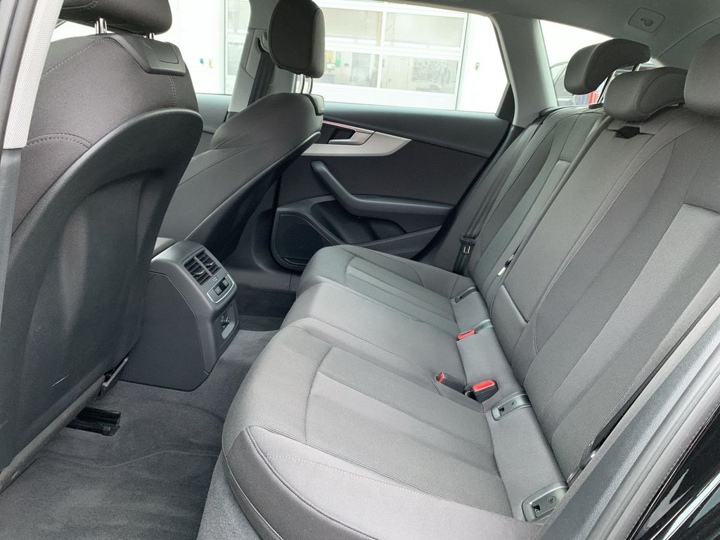 Audi A4 Allroad 2023