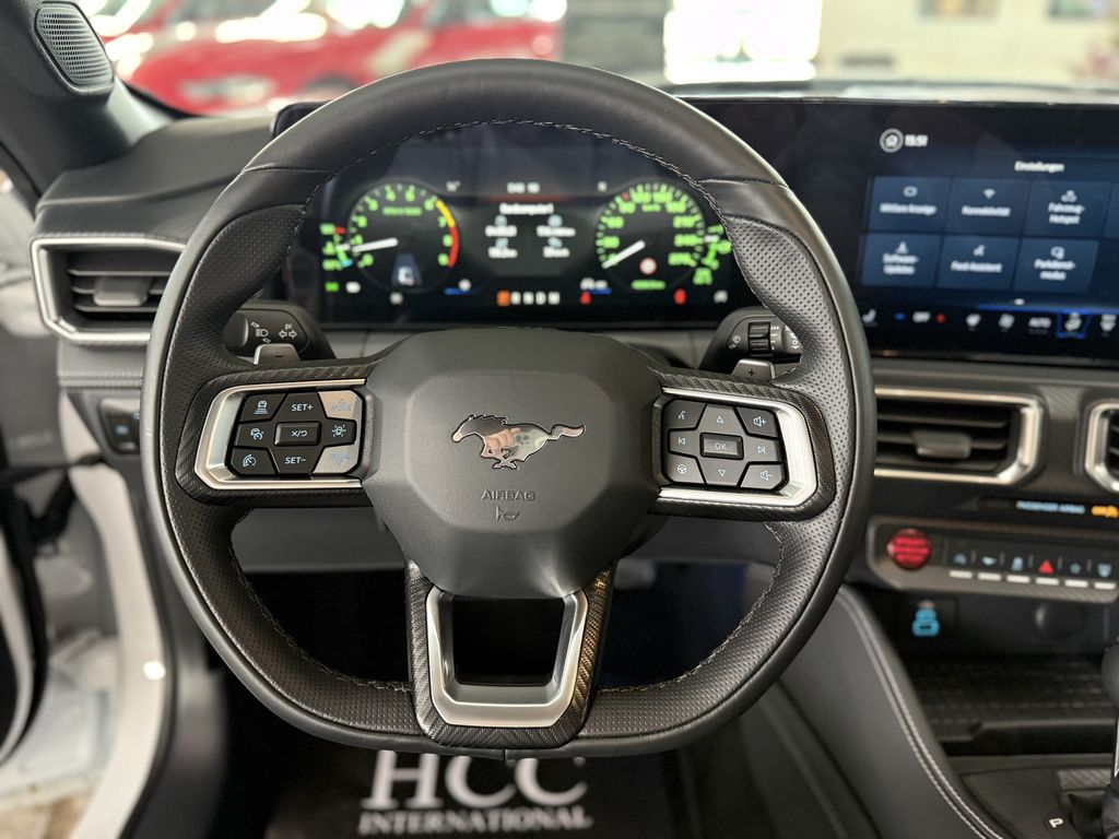 Ford Mustang 2024