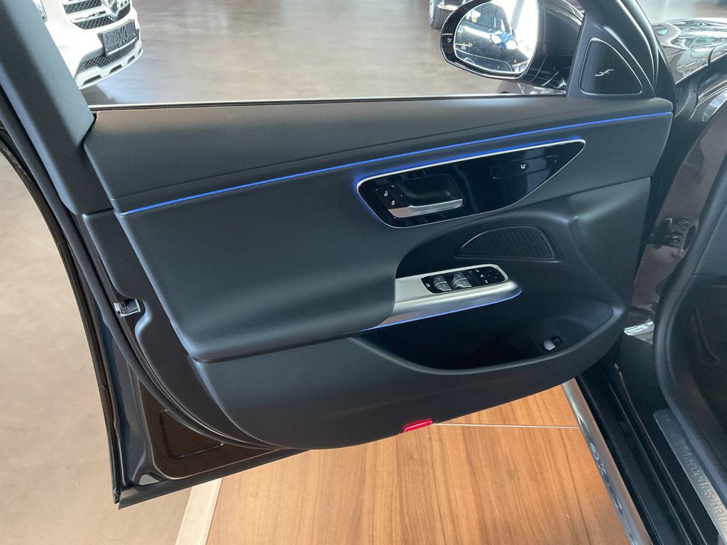 Mercedes-Benz E 220 2024