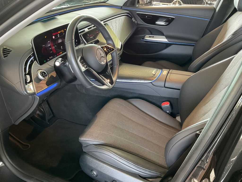 Mercedes-Benz E 220 2024