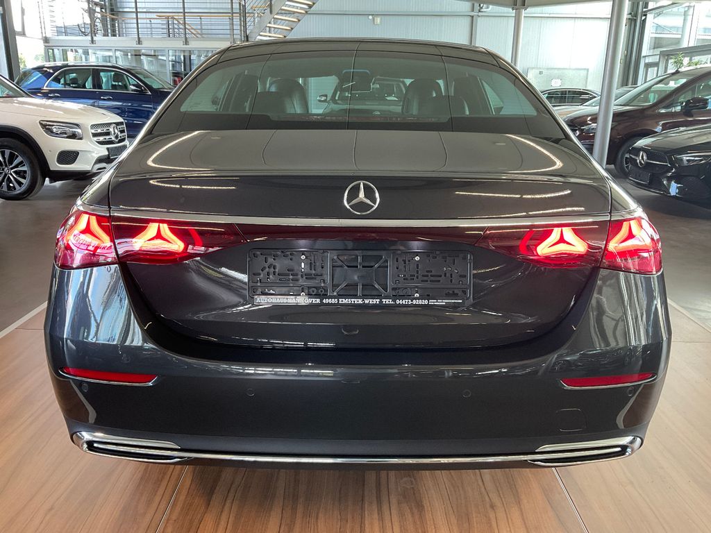Mercedes-Benz E 220 2024