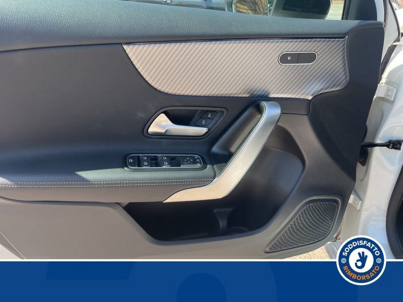Mercedes-Benz A 180 2024
