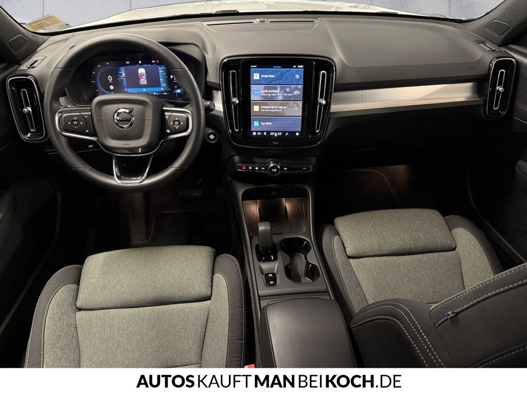 Volvo XC40 2024