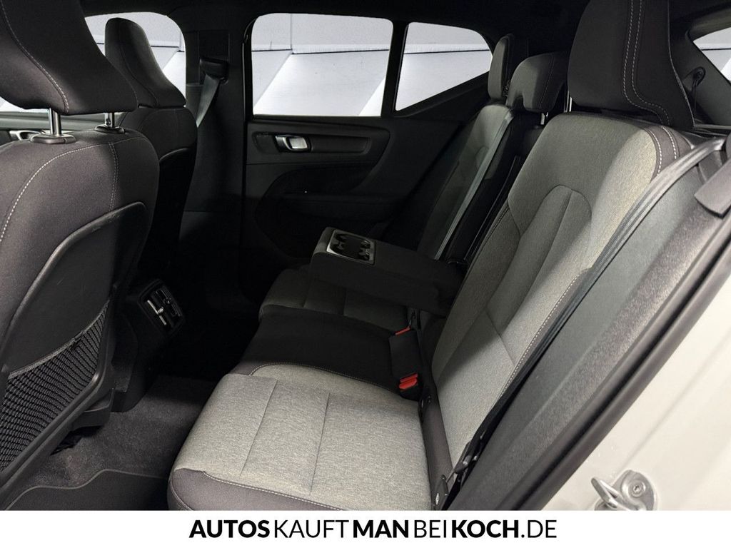 Volvo XC40 2024