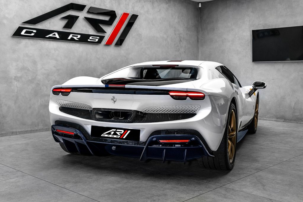 Ferrari 296 GTB 2025