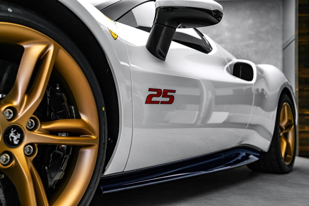 Ferrari 296 GTB 2025