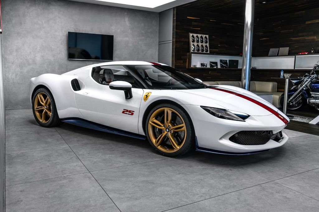 Ferrari 296 GTB 2025