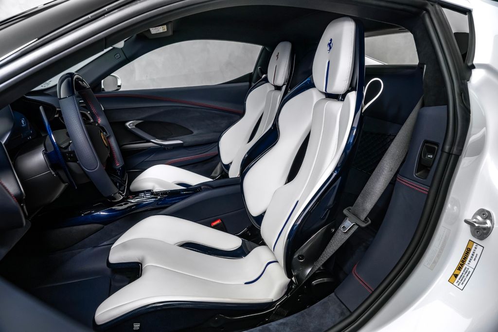 Ferrari 296 GTB 2025