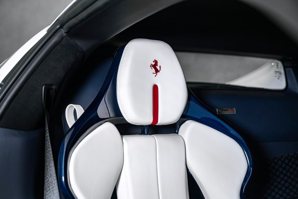 Ferrari 296 GTB 2025