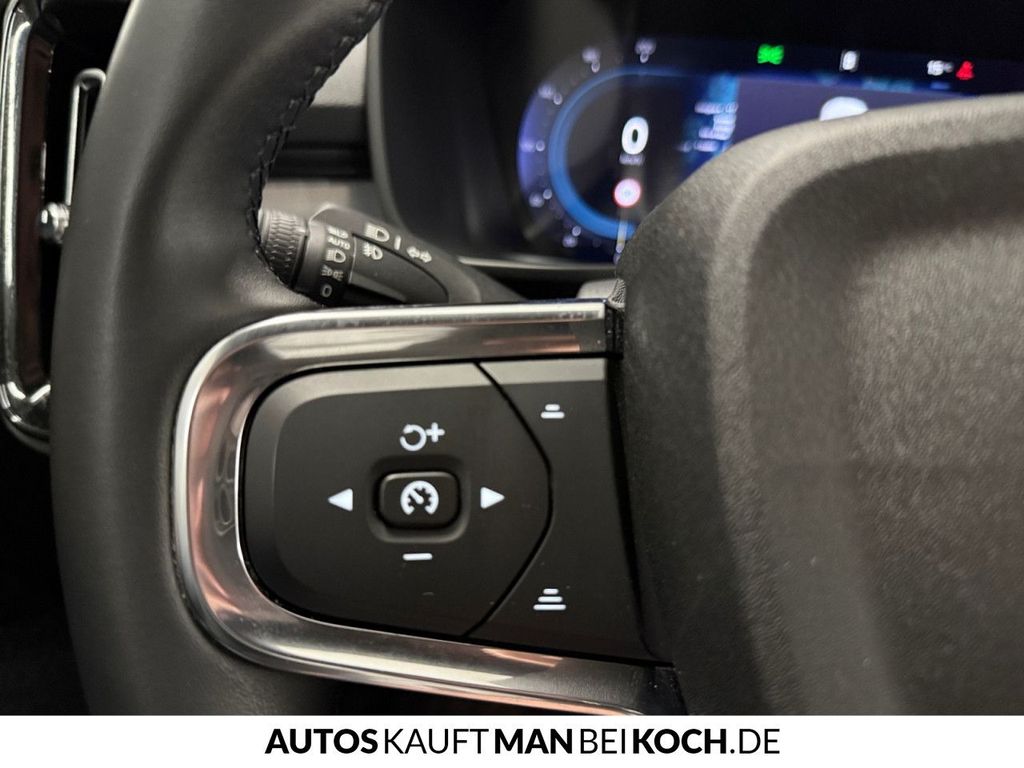 Volvo XC40 2024