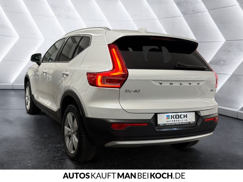 Volvo XC40 2024