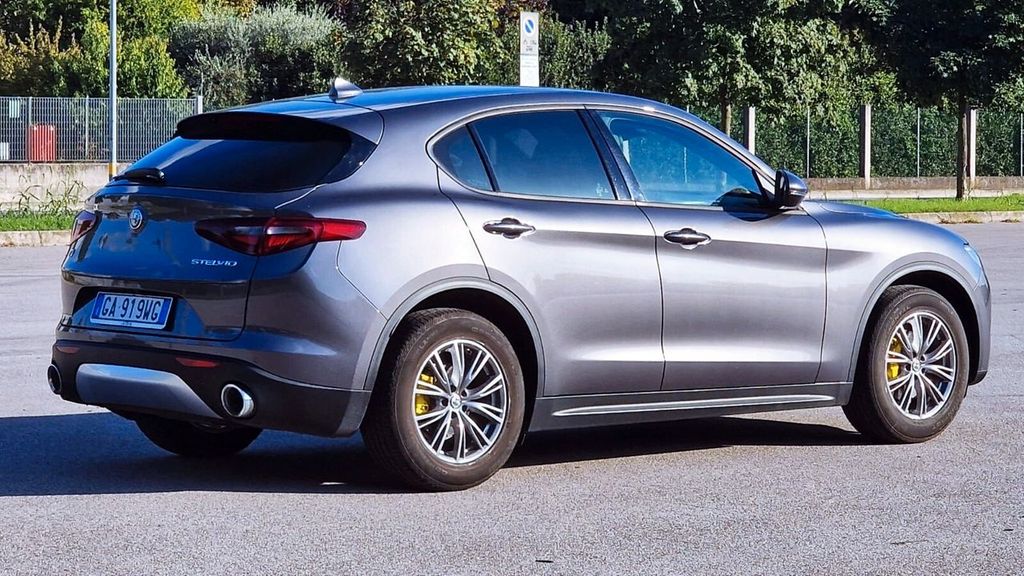 Alfa Romeo Stelvio 2020