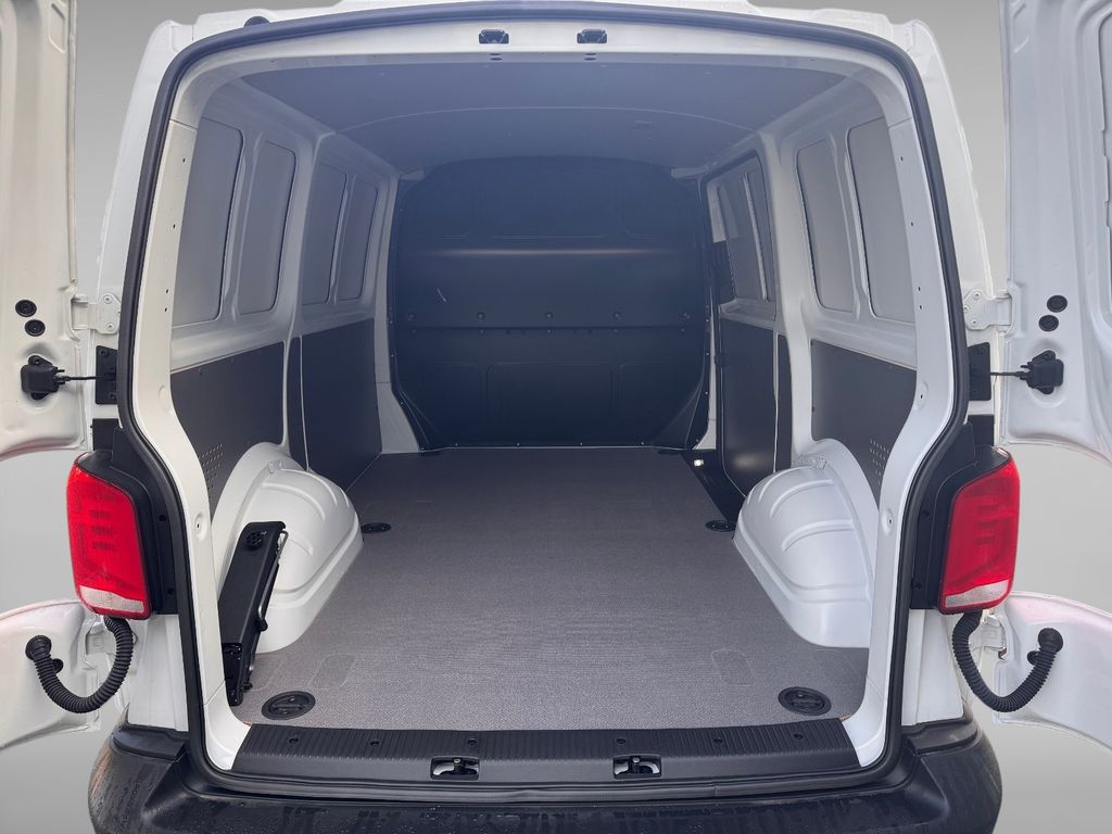 Volkswagen T6 Transporter 2025