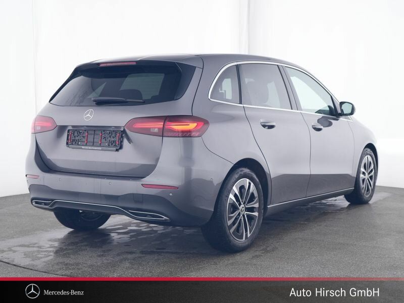 Mercedes-Benz B 200 2024