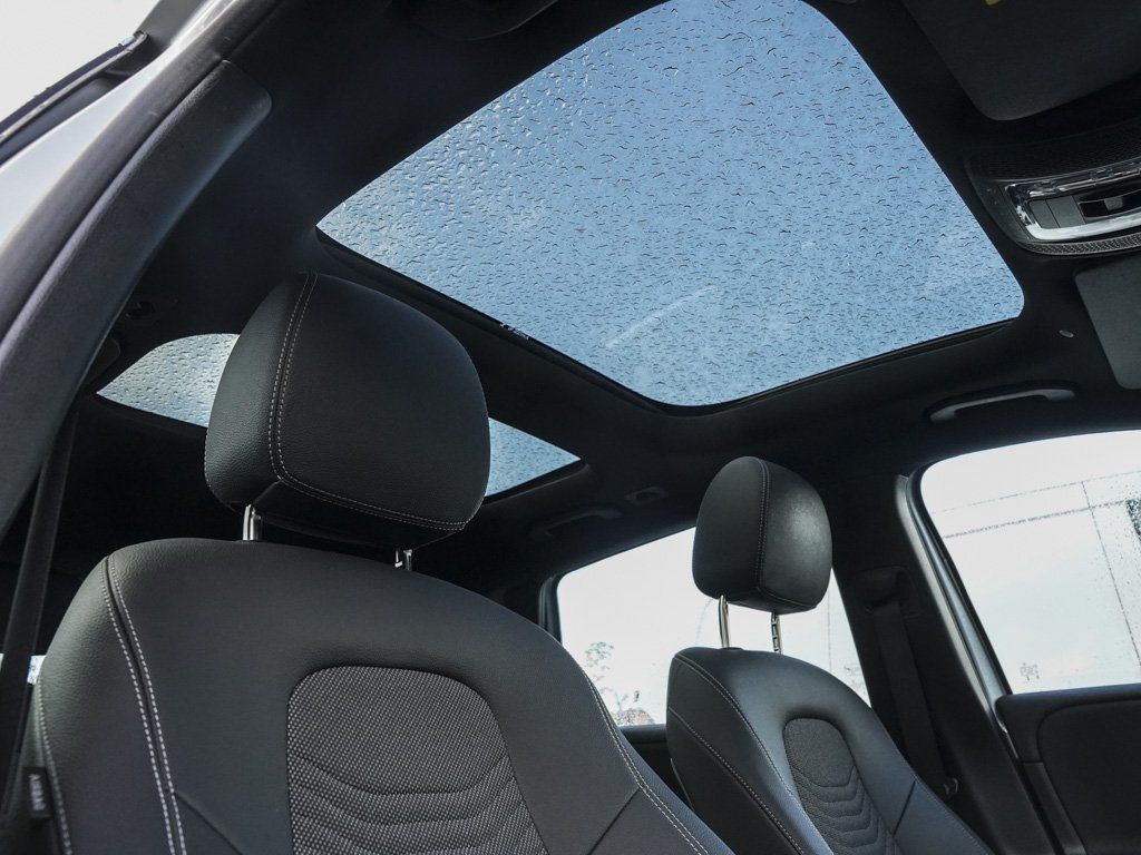 Mercedes-Benz B 200 2025